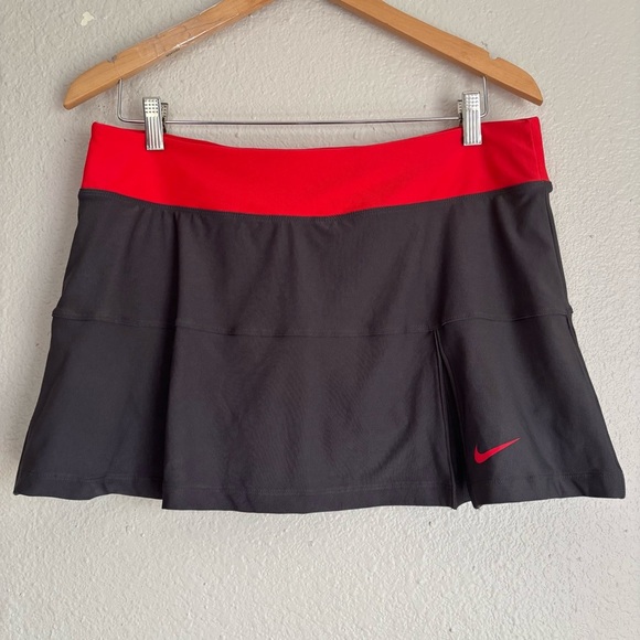 Nike Black and Red Athletic Skirt - Picture 1 of 8